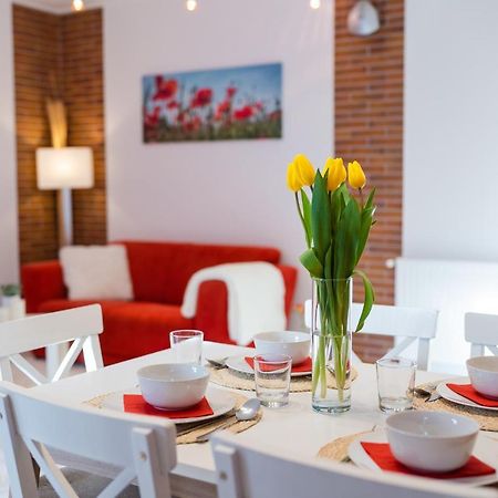 Sara-Lux Apartman Nyarliget Екстериор снимка