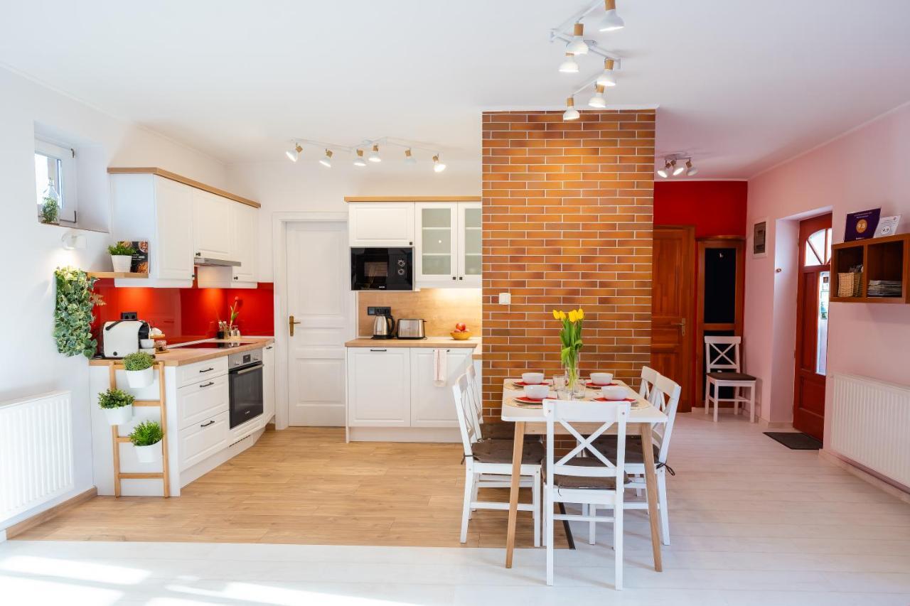 Sara-Lux Apartman Nyarliget Екстериор снимка
