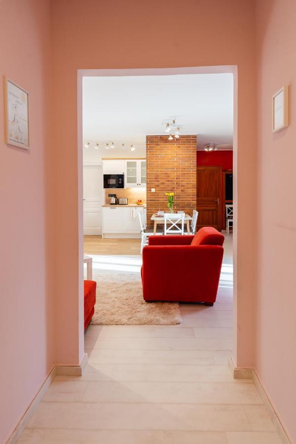 Sara-Lux Apartman Nyarliget Екстериор снимка