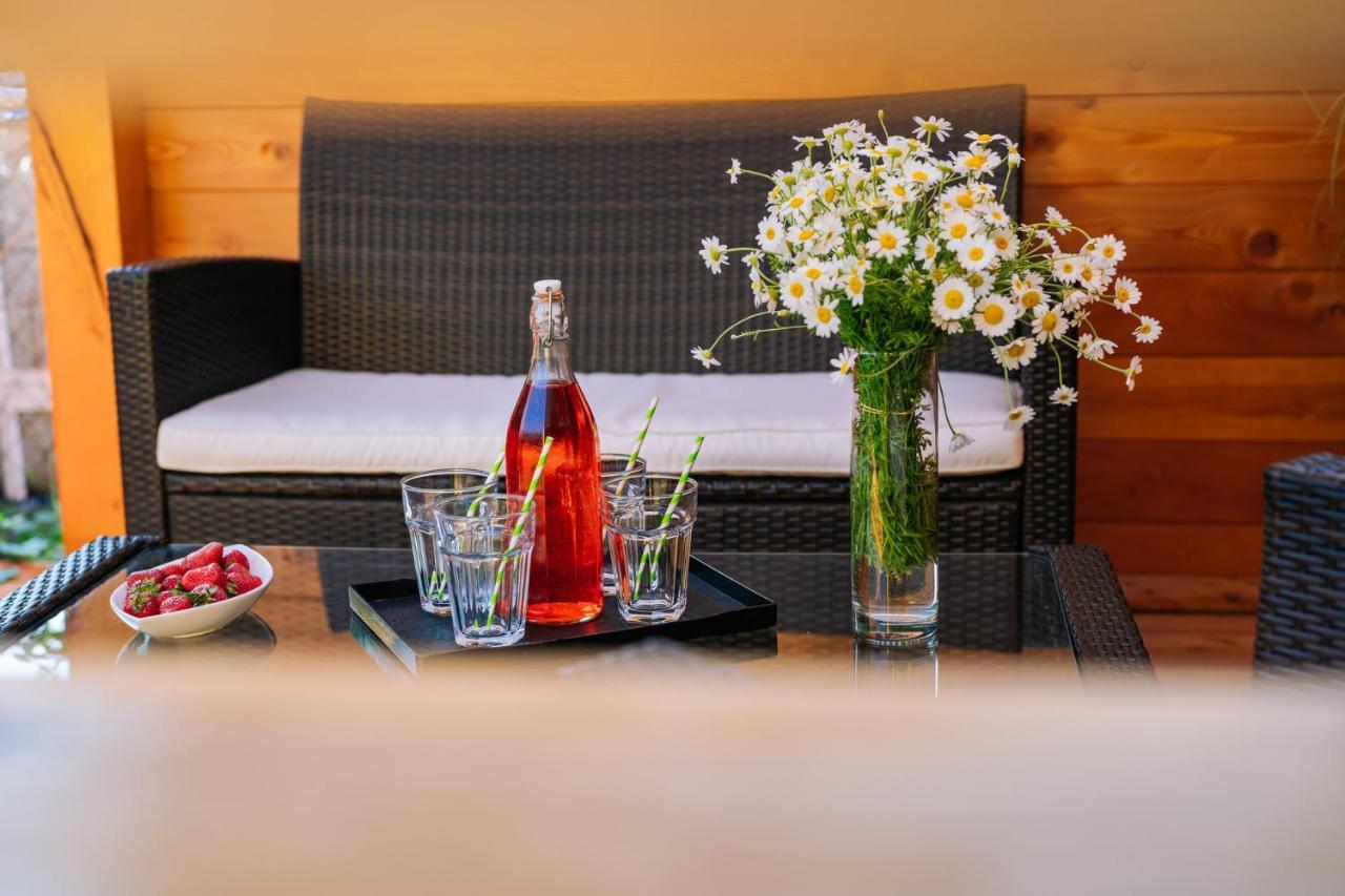 Sara-Lux Apartman Nyarliget Екстериор снимка