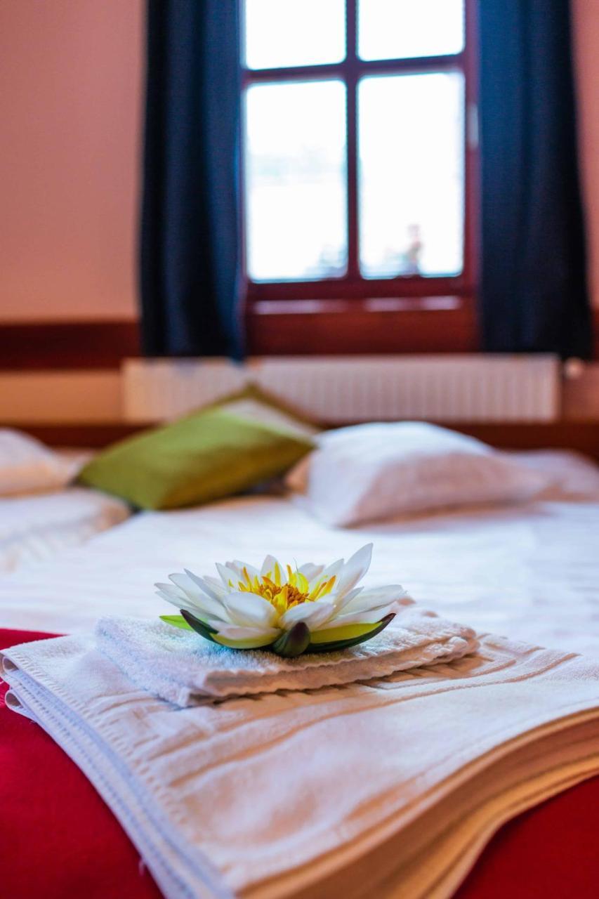 Sara-Lux Apartman Nyarliget Екстериор снимка
